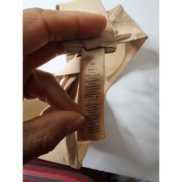 Skims Wireless Form Demi T-Shirt Bra Womens 44B Clay - Picture 6 of 7